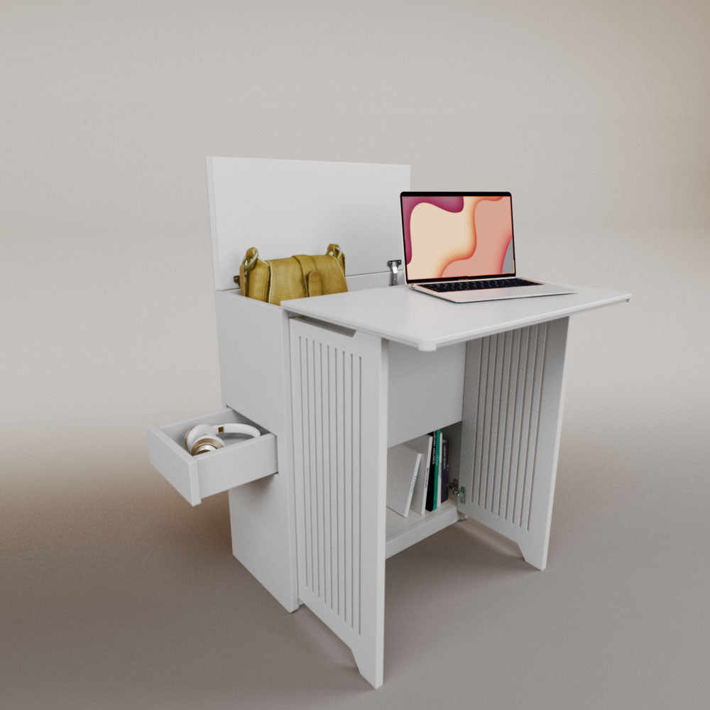 Valeria's Desk
