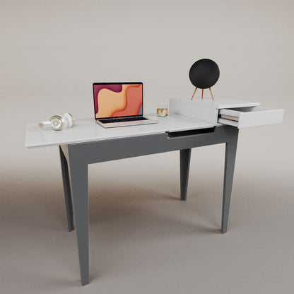 Andrea extendable desk