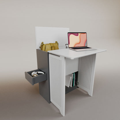 Valeria's Desk