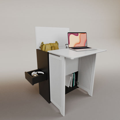 Valeria's Desk