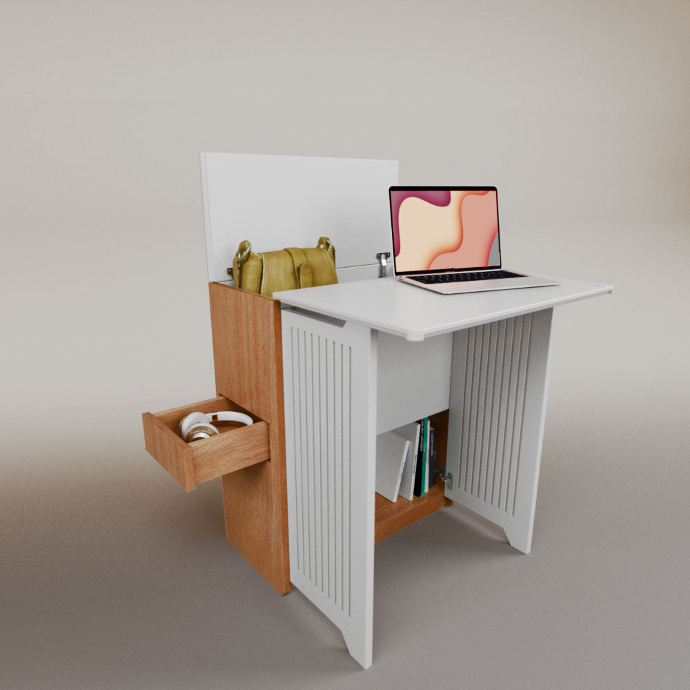 Valeria's Desk