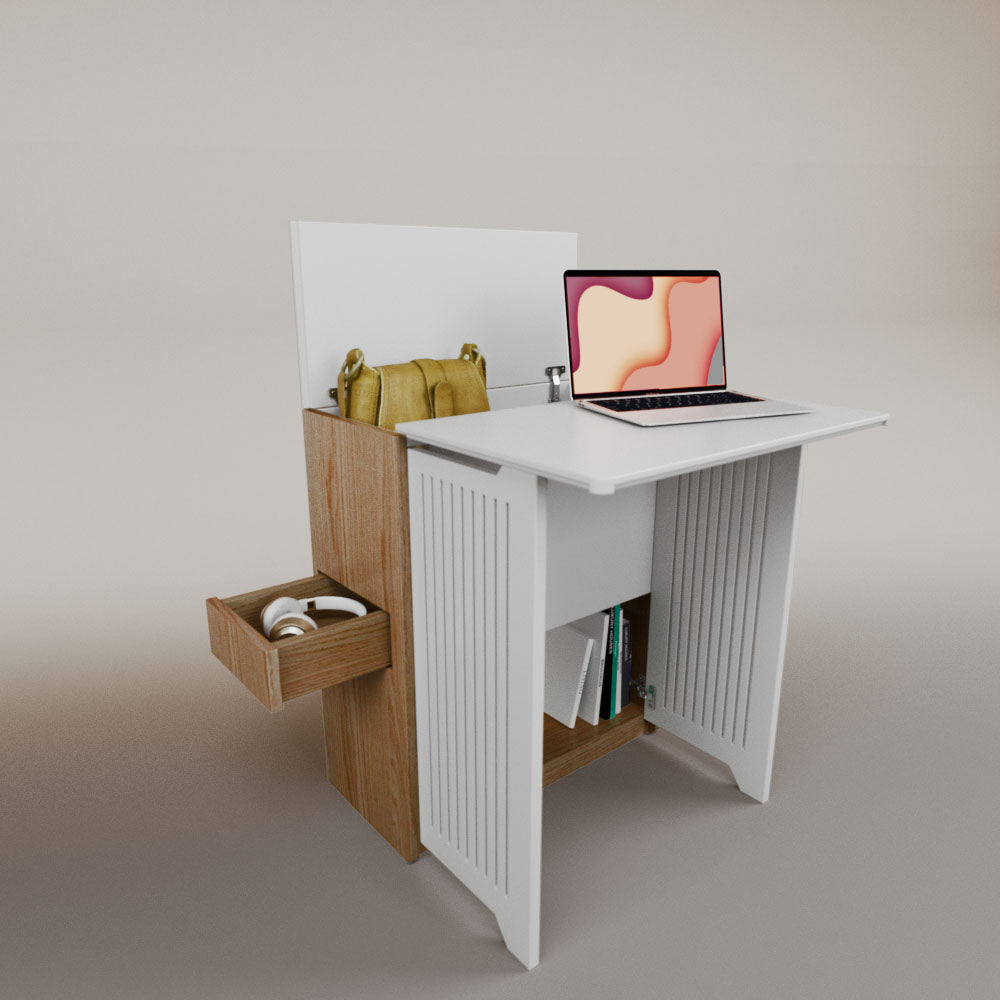 Valeria's Desk