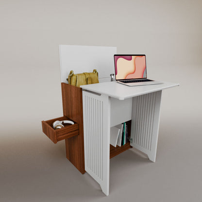 Valeria's Desk