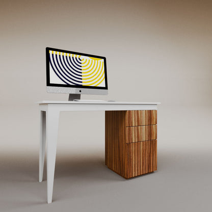 Veronica's Desk