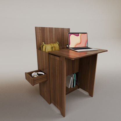 Valeria's Desk