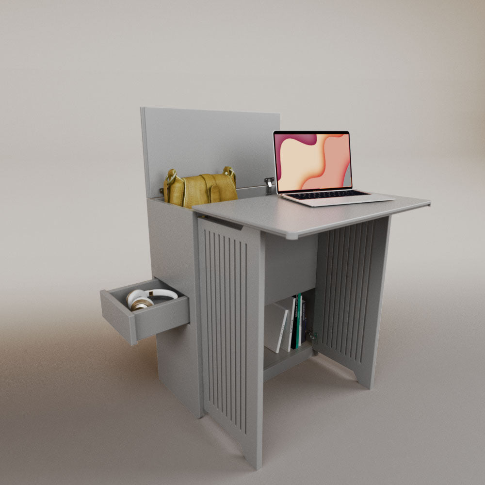 Valeria's Desk