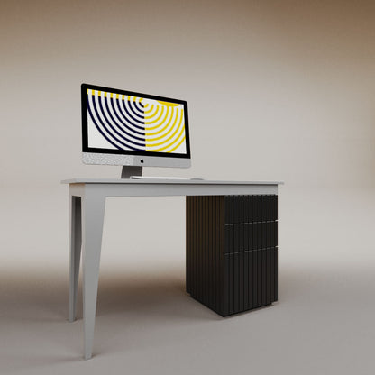 Veronica's Desk