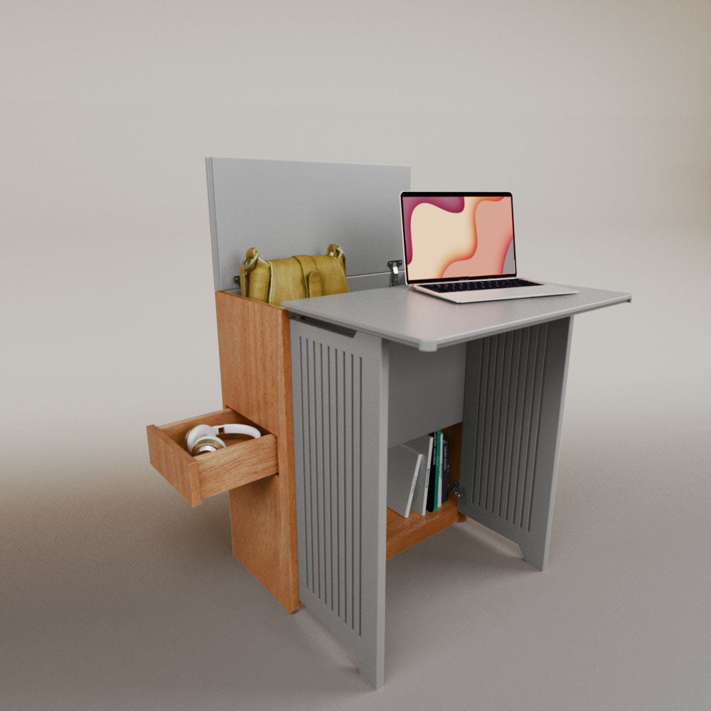 Valeria's Desk