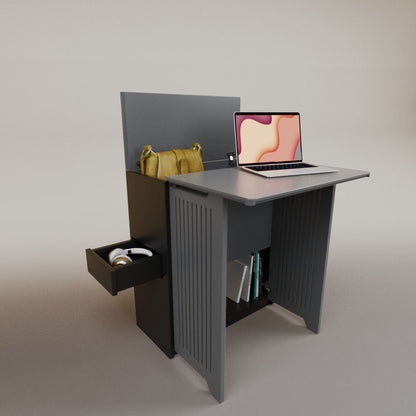 Valeria's Desk