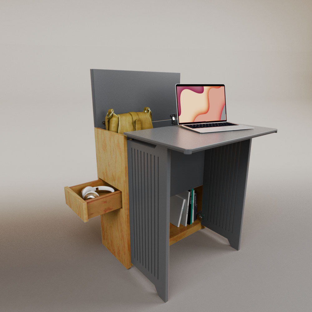 Valeria's Desk