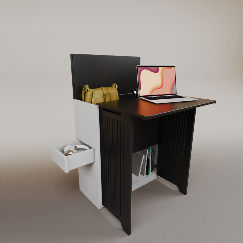 Valeria's Desk