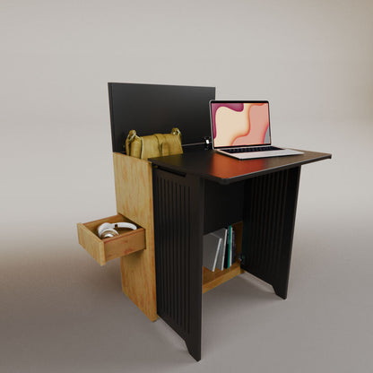 Valeria's Desk