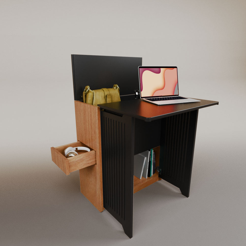 Valeria's Desk