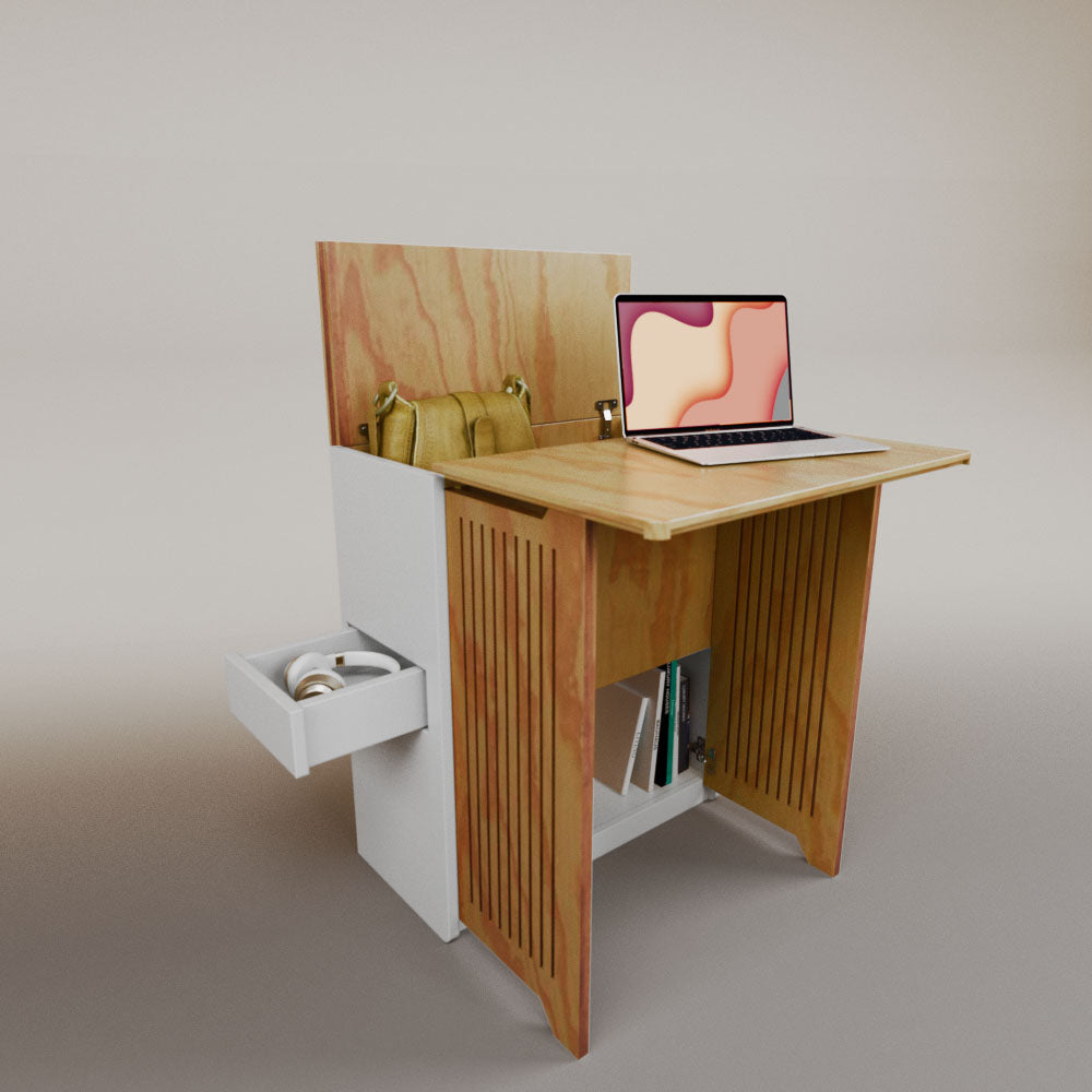 Valeria's Desk