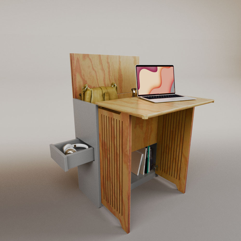 Valeria's Desk