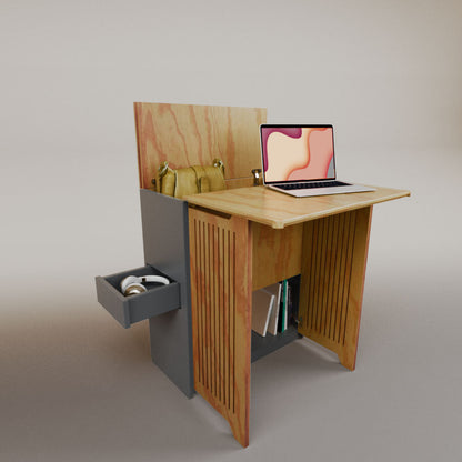 Valeria's Desk