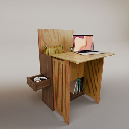 Valeria's Desk