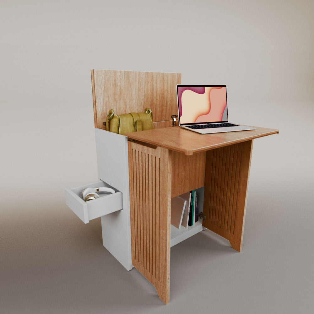 Valeria's Desk
