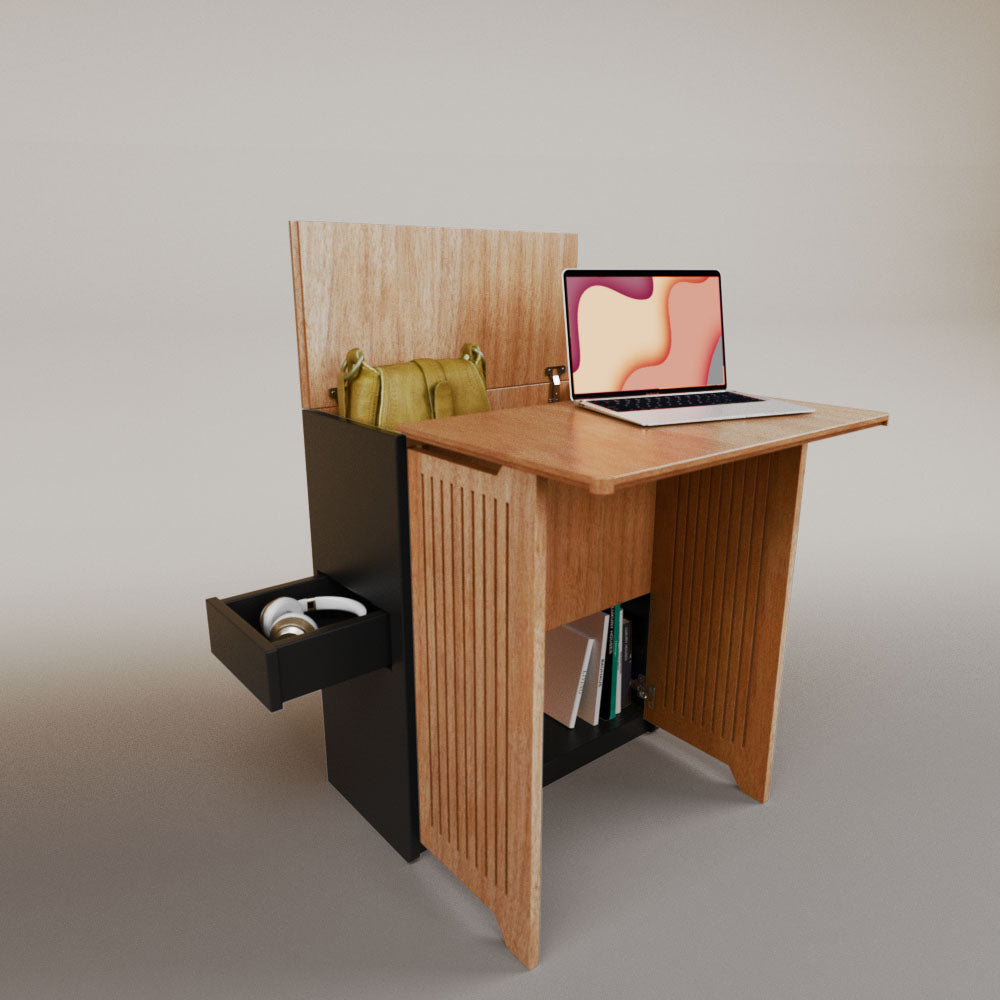 Valeria's Desk