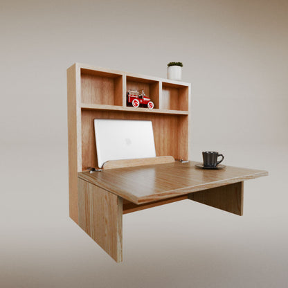 Luisa Cuadrado Desk