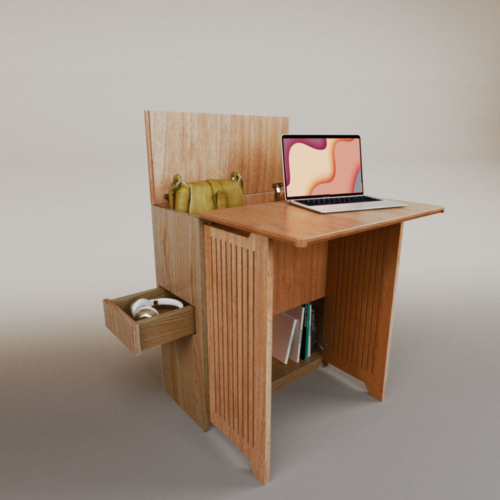 Valeria's Desk