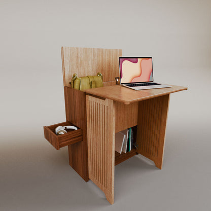 Valeria's Desk