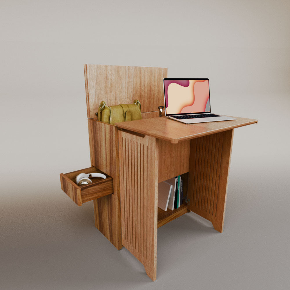 Valeria's Desk