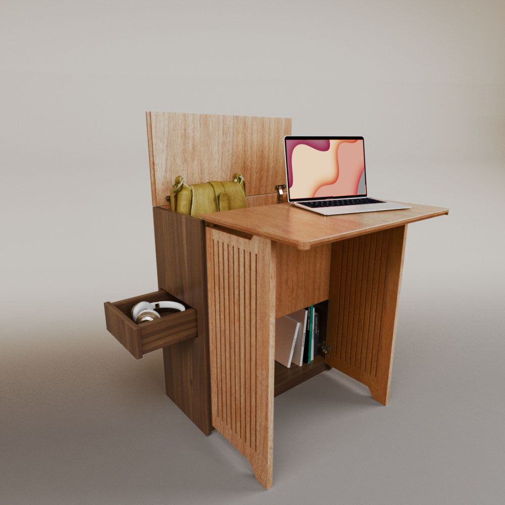 Valeria's Desk
