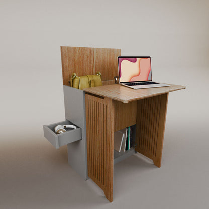 Valeria's Desk