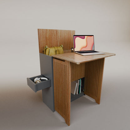 Valeria's Desk