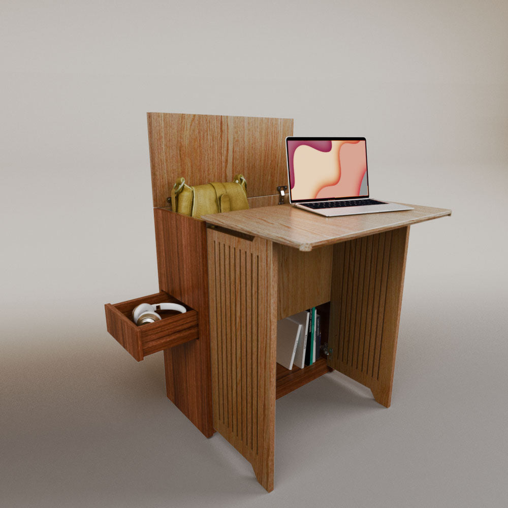 Valeria's Desk