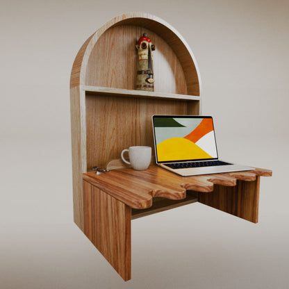 Luisa Redondo Desk