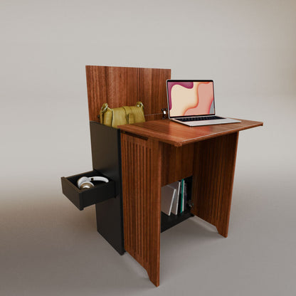 Valeria's Desk