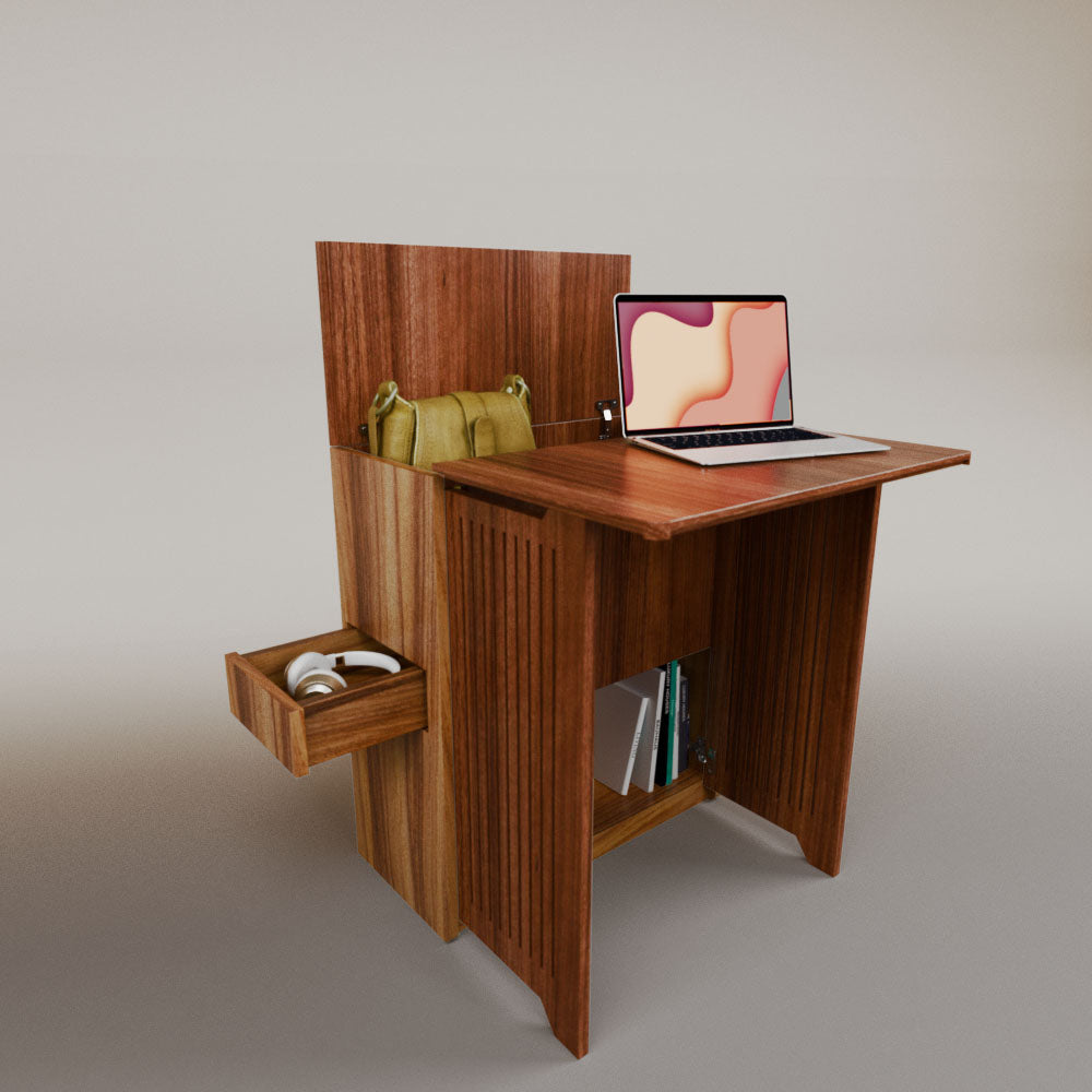 Valeria's Desk