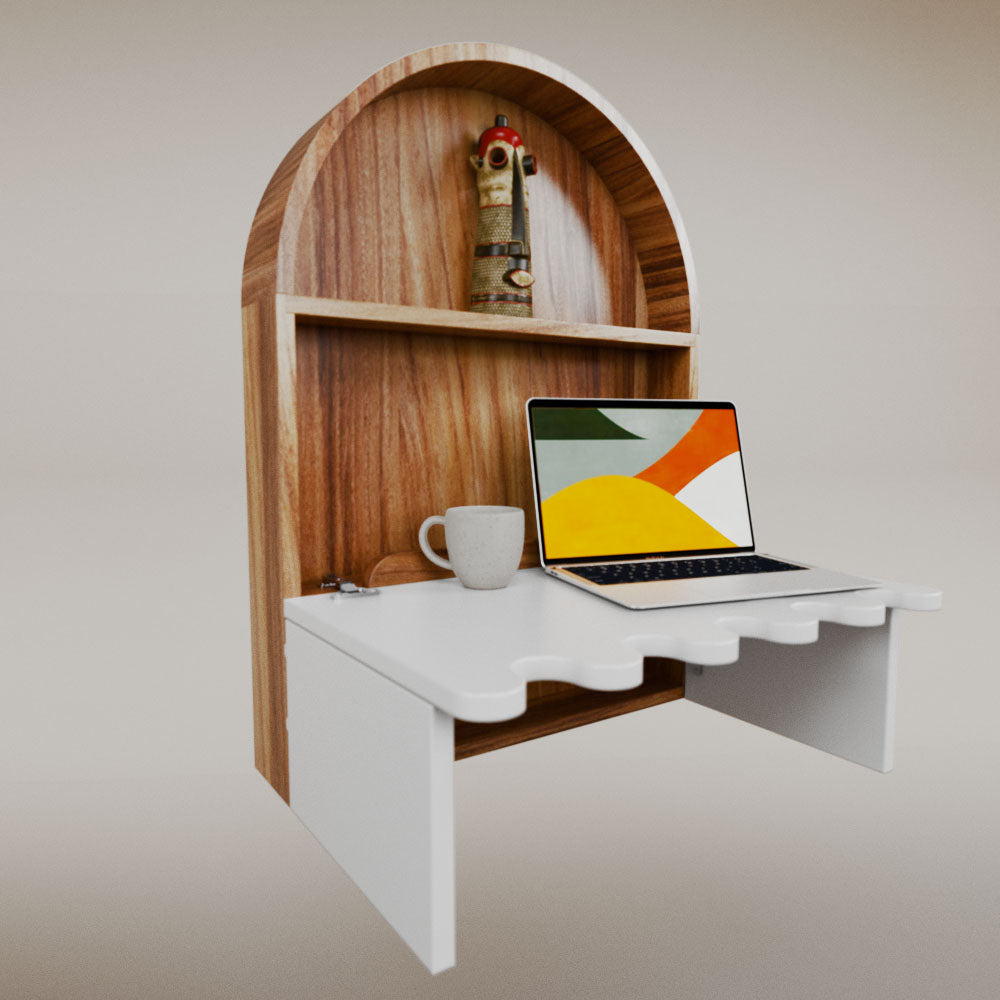 Luisa Redondo Desk
