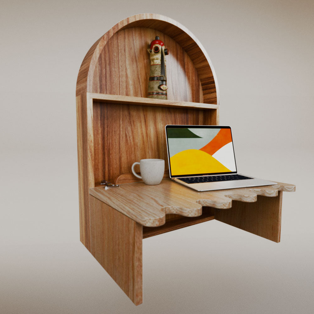 Luisa Redondo Desk