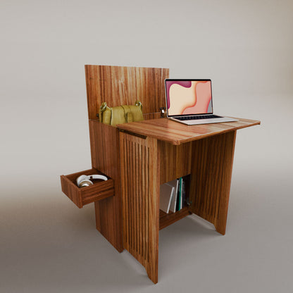 Valeria's Desk