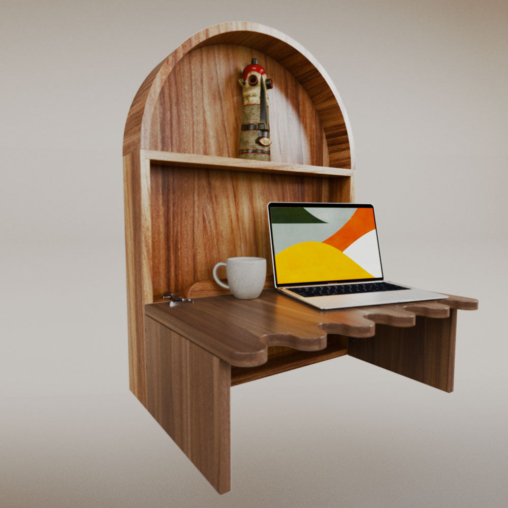 Luisa Redondo Desk