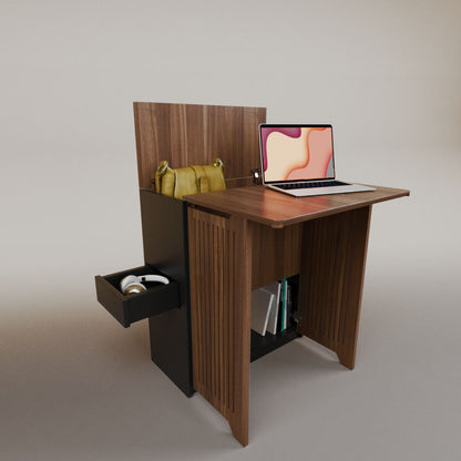 Valeria's Desk