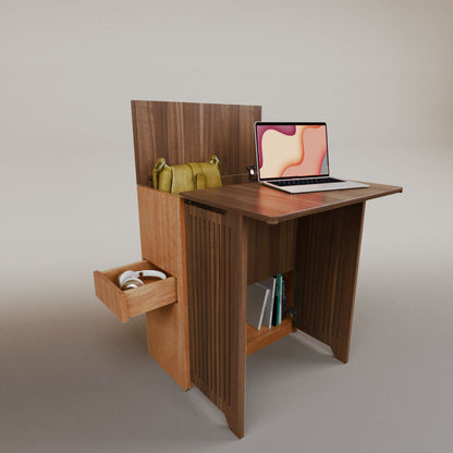 Valeria's Desk
